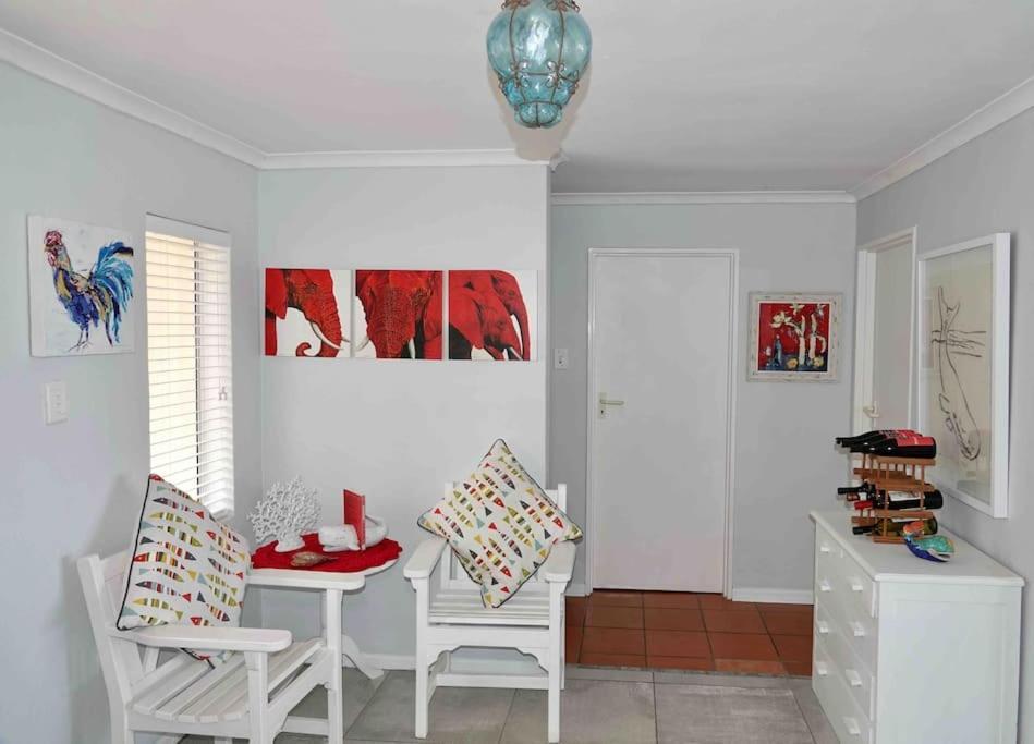 Whales & Waves Vila Hermanus Exterior foto